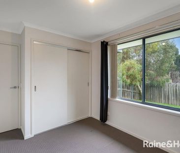 Private Townhouse, Brilliant Location! - Photo 6