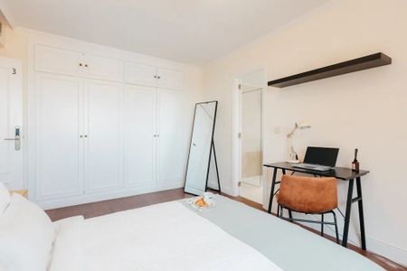 Plaça del Mestre Ripoll, Valencia, Valencian Community 46022 - Photo 3