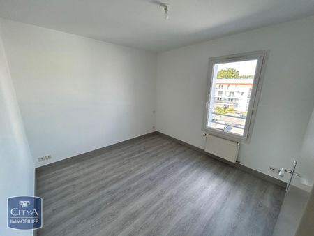 Location Appartement 3 pièces 68m² CHOLET 49300 - Photo 4