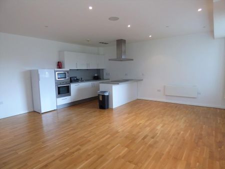 2 bedroom apartment to rent - Photo 5