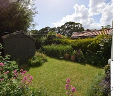 2 bedroom semi-detached bungalow to rent - Photo 1