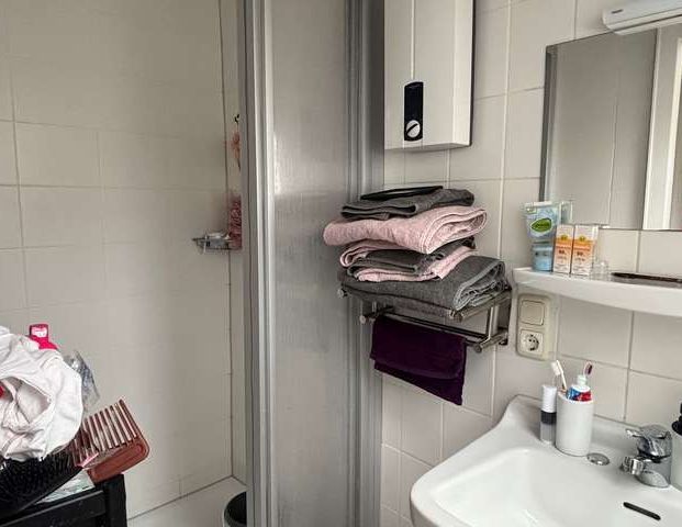 21 m² Dachgeschosswohnung mitten in der City - Photo 1