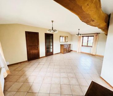 Location Appartement 3 pièces 79m² FEILLENS 01570 - Photo 4