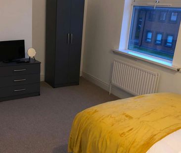 Woodhouse Street Room 4 - Photo 1