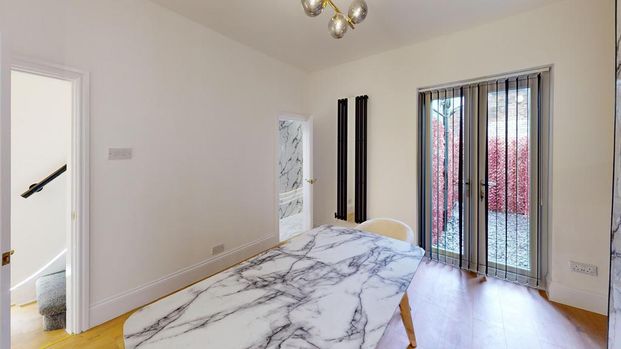 2 bedroom terraced house to rent - Photo 1