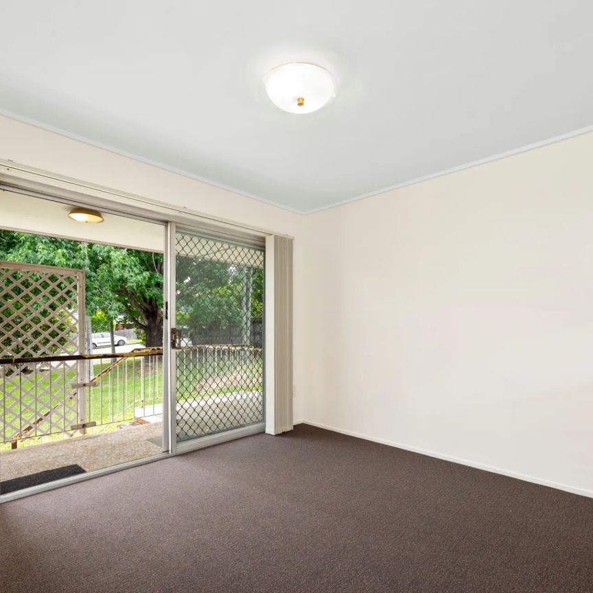 Convenient One-Bedroom Unit in a Prime Inner-City Location - Photo 1