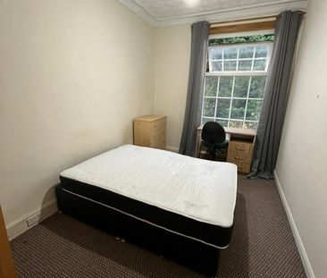 Room in a Shared House, Cliff Road, LS6 - Photo 5