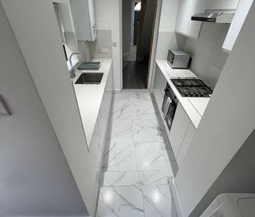 Room in a Shared House, Tottenham, N17 - Photo 1