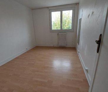 Location Appartement 3 pièces 64m² ST MAUR DES FOSSES 94100 - Photo 1