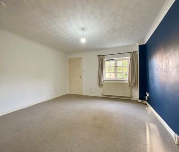 2 bedroom End Terraced House to let - Photo 2