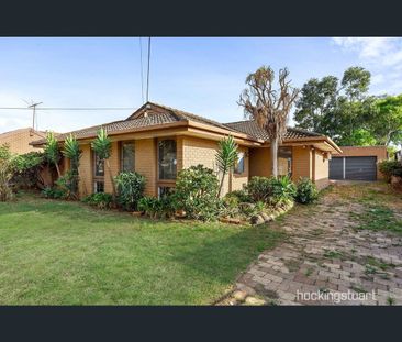 28 Brennan Street, Melton South, Vic 3338 - Photo 5
