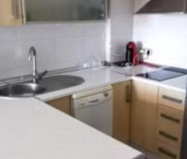 Middle Floor Apartment in Elviria - Photo 4