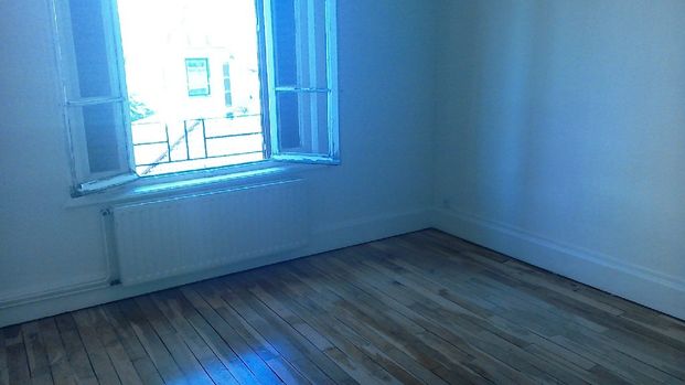 RUE PIERRE VOYANT 34 - Photo 1