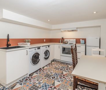 For Lease - 1654 Gerrard Street, Toronto, Ontario - Photo 6