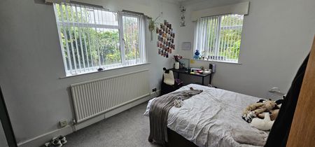 6 Bed - 11 Ancaster Road, Leeds - LS16 5HH - Student - Photo 3