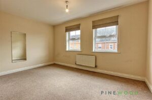 3 BEDROOM Townhouse - Semi Detached - Photo 1