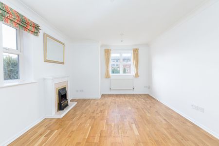 Regents Mews, Horley, RH6 - Photo 4