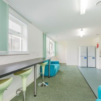 Guildhall Walk, Portsmouth - Photo 1