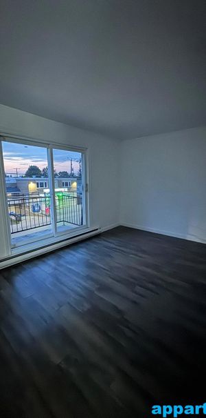 Longueuil – Appartement 4 1/2 à louer - Photo 1