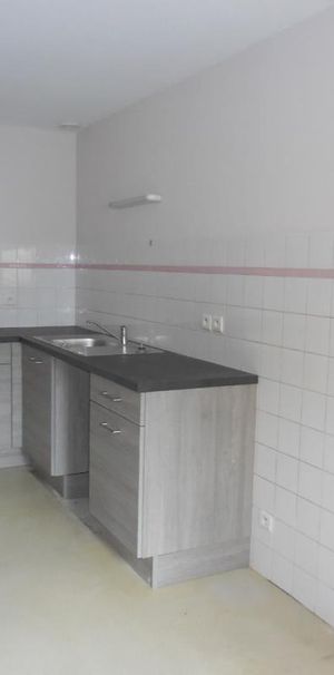 Location Appartement 3 pièces 99m² LANGON 33210 - Photo 1