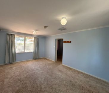 5 McAuley Street, PORT AUGUSTA - Photo 2