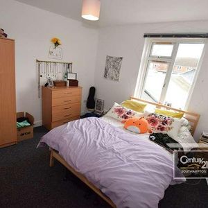 |ref: |, Victoria Road, Netley Abbey, Southampton, SO31 - Photo 2