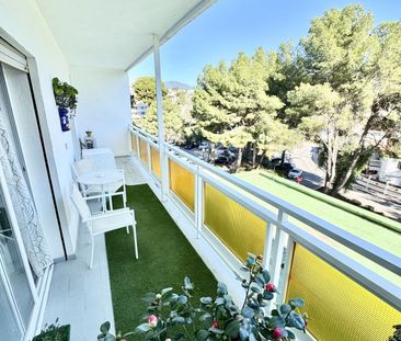 Apartment in Nueva Andalucía, Costa del Sol - Photo 6