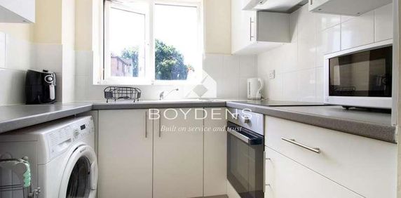 Highwoods, Colchester, Essex, CO4 - Photo 2