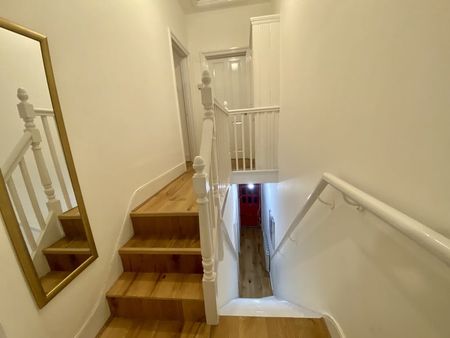 Room in a Shared House, Durnsford Road, SW19 - Photo 5