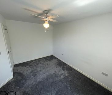 Greenhalgh Crescent - Photo 4