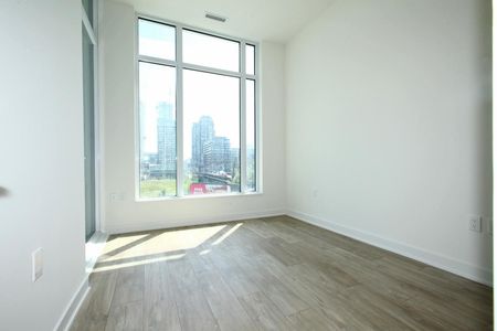 For Lease - 27 Bathrust Street Unit# 404W, Toronto, Ontario - Photo 3