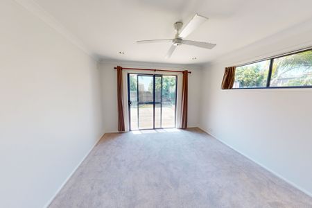 25 Northview Circuit, Medowie NSW 2318 - Photo 2