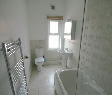 Wetherby Grove, Burley, Leeds - Photo 6