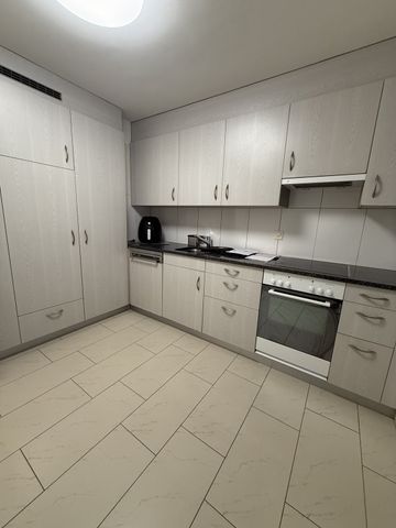 Bel appartement de 4.5 pièces au 4ème étage - Photo 4