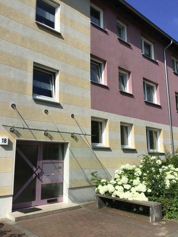 Charmante, bezugsfertige 3-Zimmer Wohnung mit Balkon im Erdgeschoss! - Foto 5