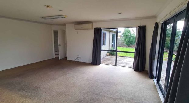 196 Thomas Road, Rototuna North - Photo 1