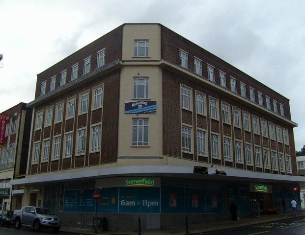 Studio to rent - Photo 1