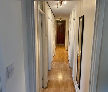 Room in a Shared Flat, Wayford Street, SW11 - Photo 4