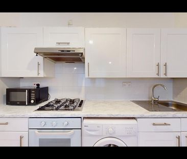 1 Bed Flat, Powis Square, W11 - Photo 2