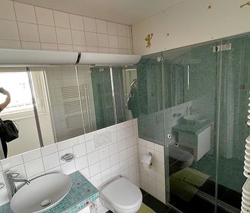 3½ Zimmer-Attikawohnung in Pfäffikon (ZH), möbliert - Photo 3