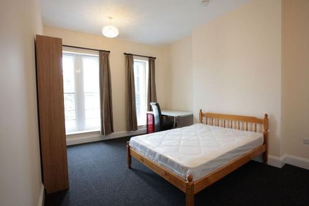 5 bedroom apartment to rent - Photo 3