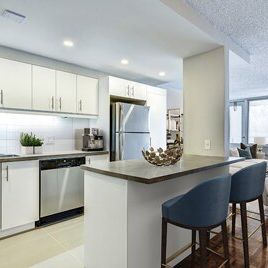 4 1/2 (2 Bedroom) - 4858 Chemin De La Côte-des-Neiges, Montréal - Photo 2
