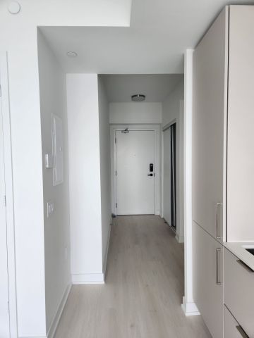 For Lease - 3900 Confederation Parkway Unit# 3502, Mississauga, Ontario - Photo 4