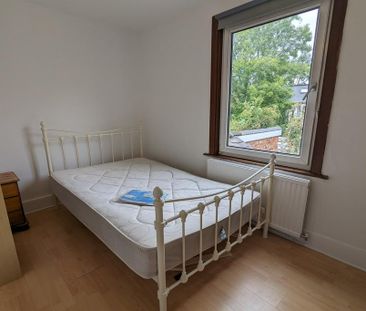 4 bedroom terraced house to rent - Photo 1