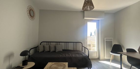 Appartement meublé type 1 bis de 26 m2 balcon et parking. - Photo 2