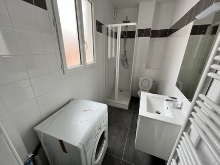 Location Appartement 2 pièces 31m² ST MAUR DES FOSSES 94210 - Photo 5