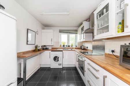 1 Bedroom Flat/Apartment to rent - Photo 4