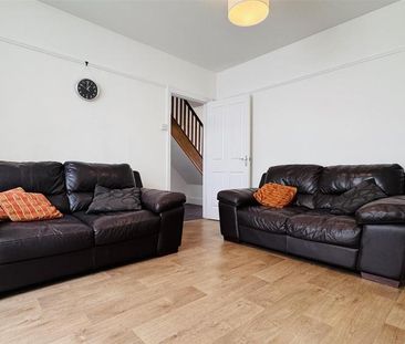 4 bedroom terraced house to rent - Photo 2