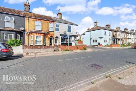 3 bedroom maisonette to rent - Photo 3