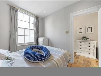 Clapham Manor Street, SW4 - Photo 4